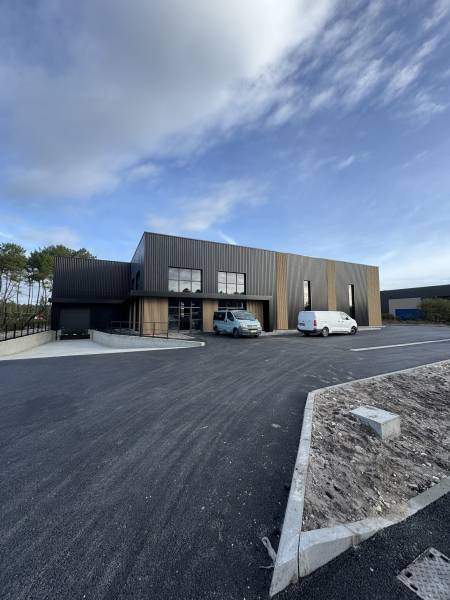 Audenge - Construction d'un bâtiment industriel à charpente métallique