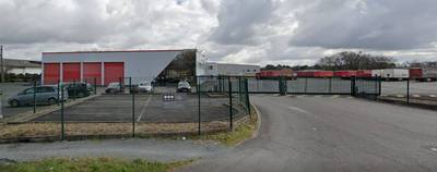 Quai niveleurs Transports Boueix à Le Haillan (33)